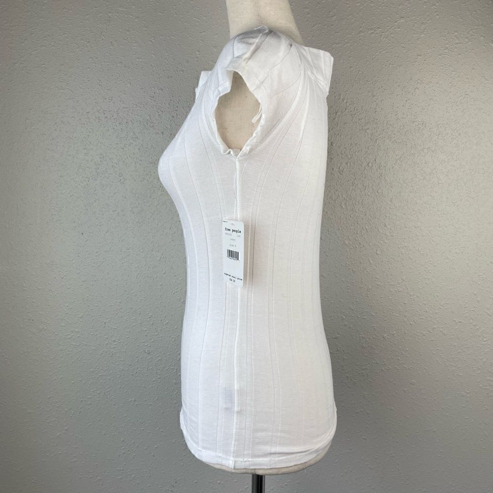 NWT We The Free White Short Sleeve Top Size S - Picture 4 of 8